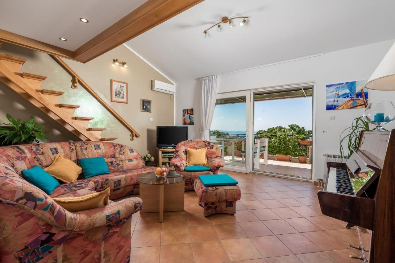 Apartment Magda With A Parking Space And Sea View Ριέκα Εξωτερικό φωτογραφία